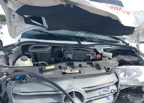 2019 Mercedes-Benz Sprinter 2500 High Roof V6 из США, поврежденный, VIN WDZPF0CDXKP036722